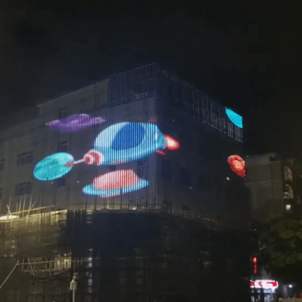 Media mesh on the facade